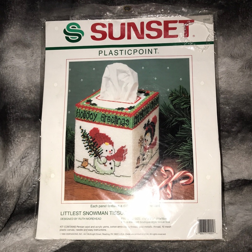 Sunset plasticpoint littlest snowman tissue box #19005 New